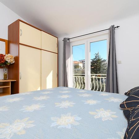 Apartments Biserka - 50 M From Beach Trogir Exterior foto