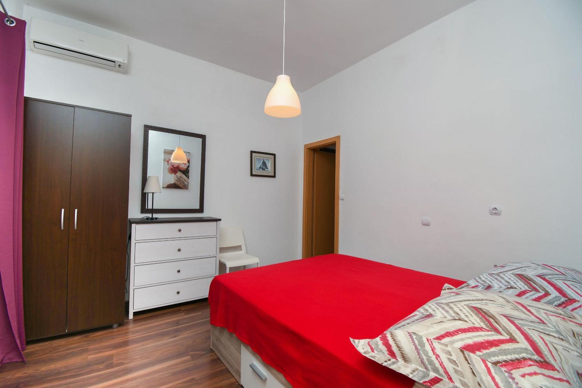 Apartments Biserka - 50 M From Beach Trogir Exterior foto