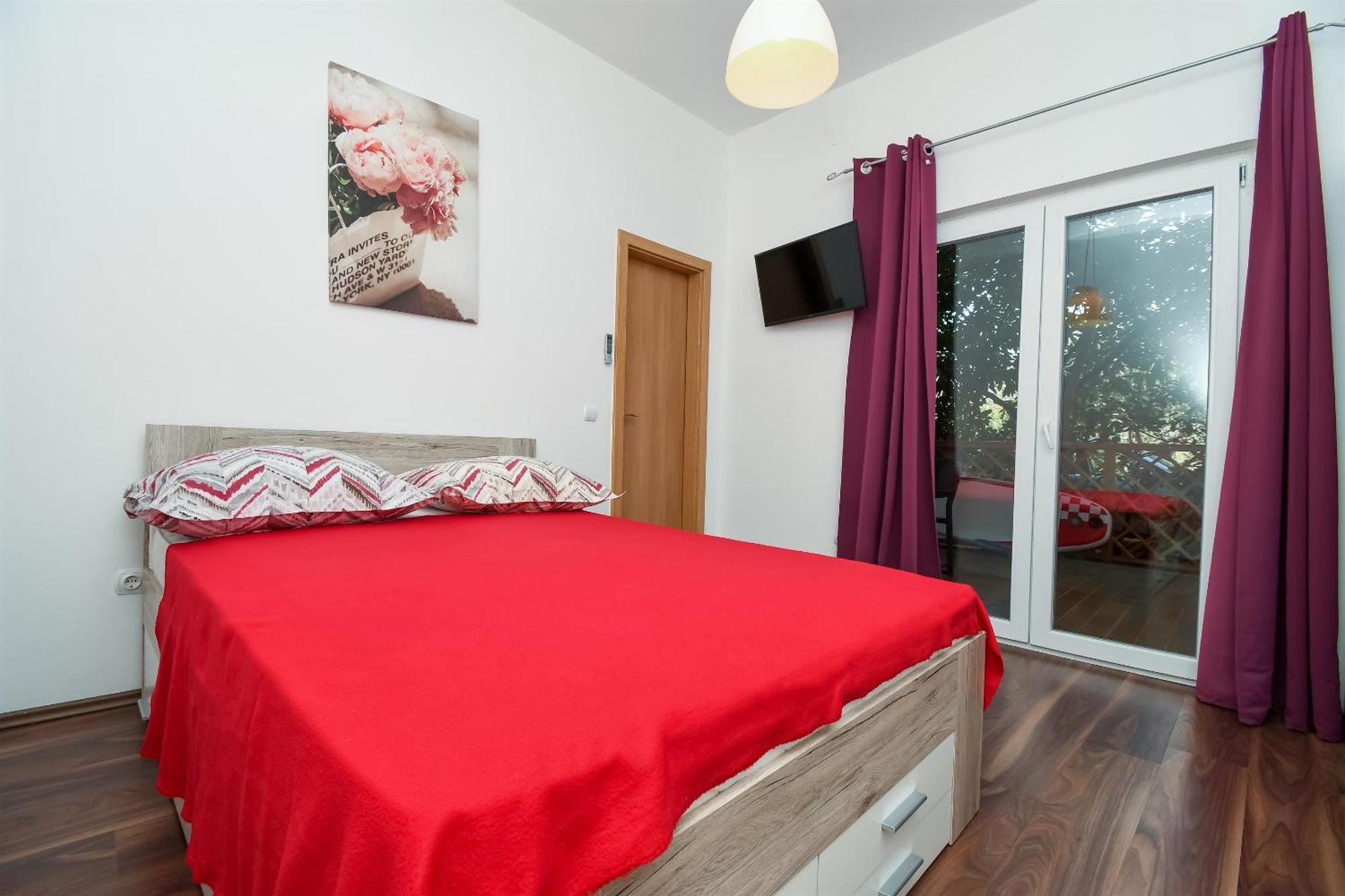 Apartments Biserka - 50 M From Beach Trogir Exterior foto